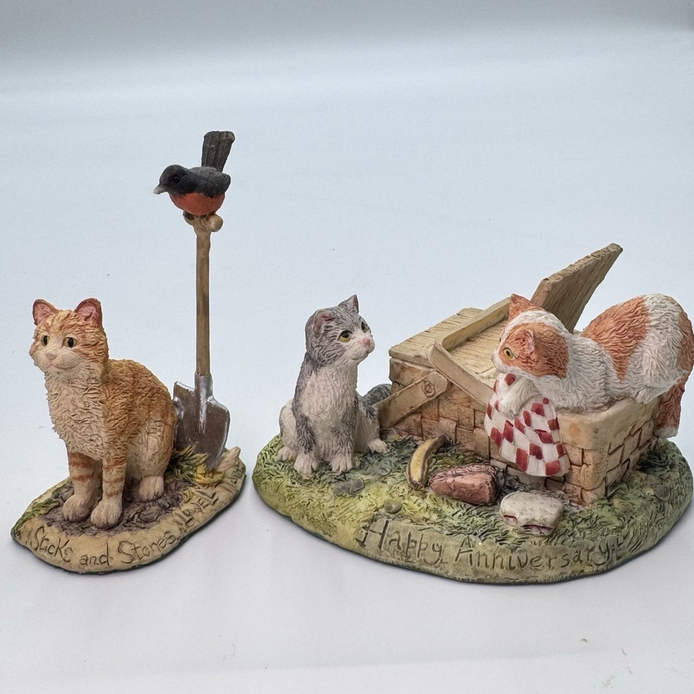 2 Lowell Davis Cat Figurines Happy Anniversary & Sticks And Stones Picnic Shovel